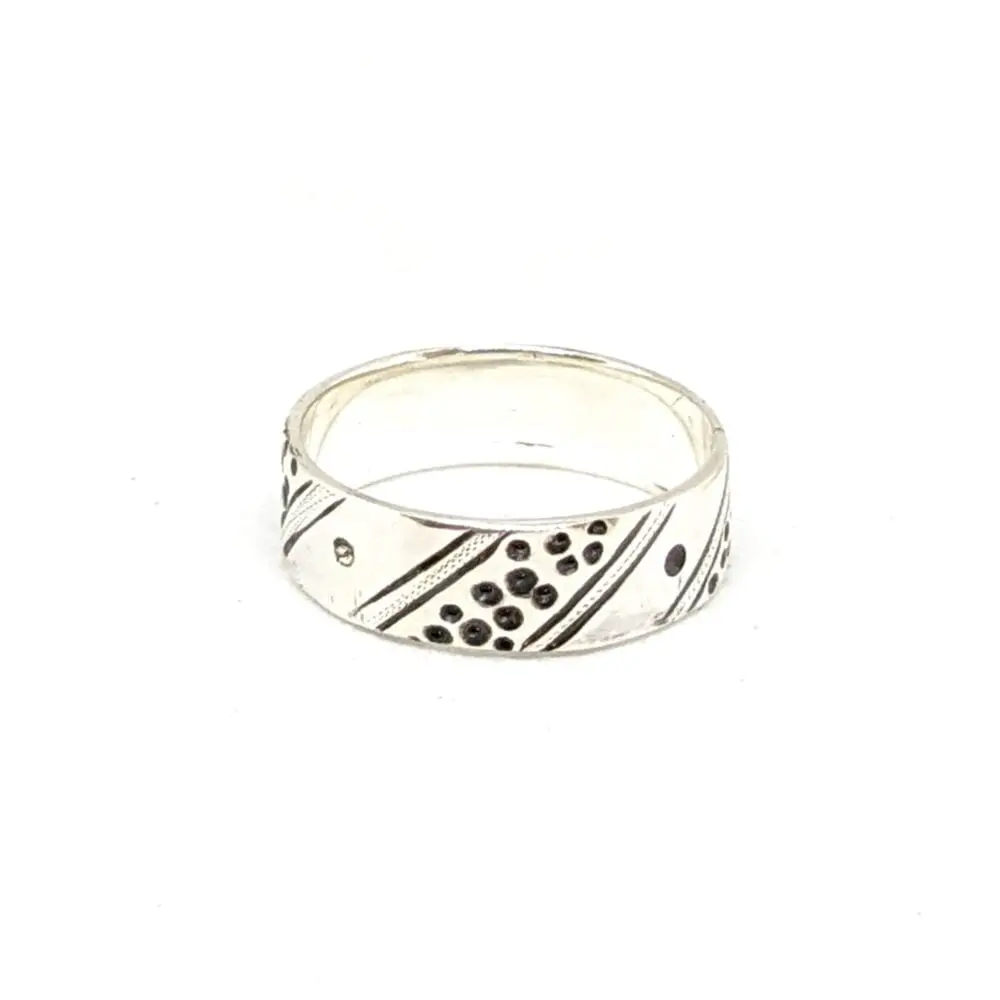 Bague Ancienne En Argent Massif 925 – Anneau Ethnique Créateur, Occasion Portée