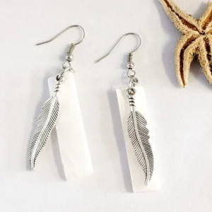 boucles d'oreilles nacre et plumes