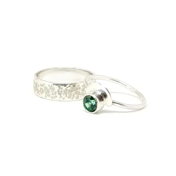 duo de bagues oxyde de zirconium vert, anneau large et bague fine