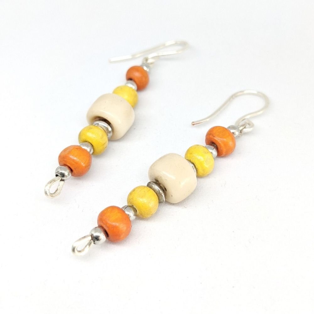 BOUCLES D'OREILLES BOIS et tagua 3 boucles d'oreilles perles de bois et tagua