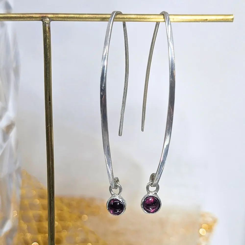 BOUCLES D'OREILLES PENDANTES GRENAT en argent 925 1 boucles d'oreilles pendantes grenat en argent massif