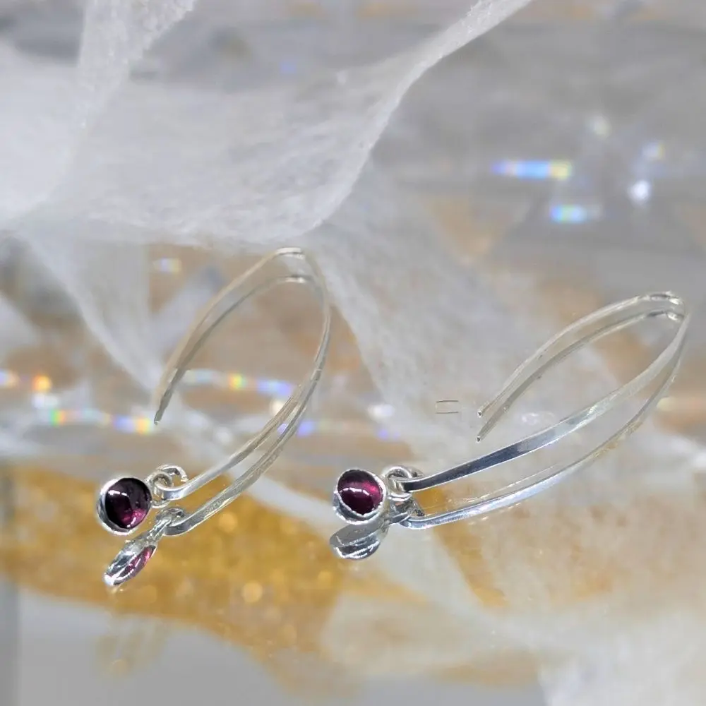 BOUCLES D'OREILLES PENDANTES GRENAT en argent 925 2 boucles d'oreilles pendantes grenat