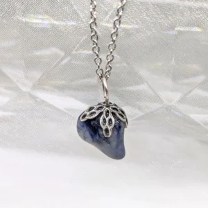 pendentif pierre bleue
