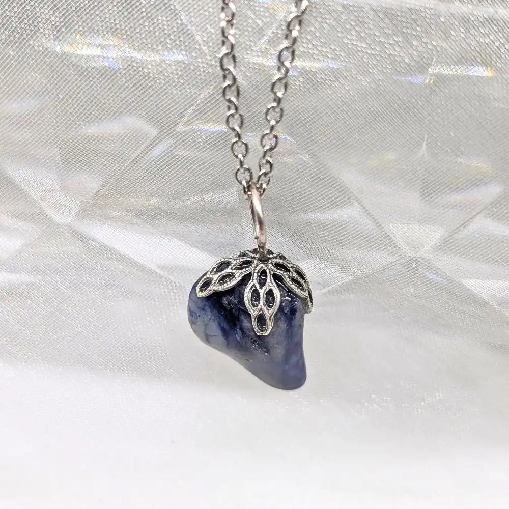 PENDENTIF PIERRE BLEUE sodalite 1 pendentif pierre bleue