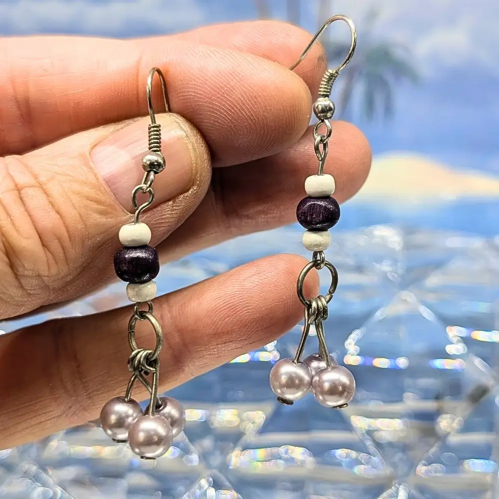BOUCLES D'OREILLES EN PERLES FANTAISIE 3 boucles d'oreilles en perles fantaisie