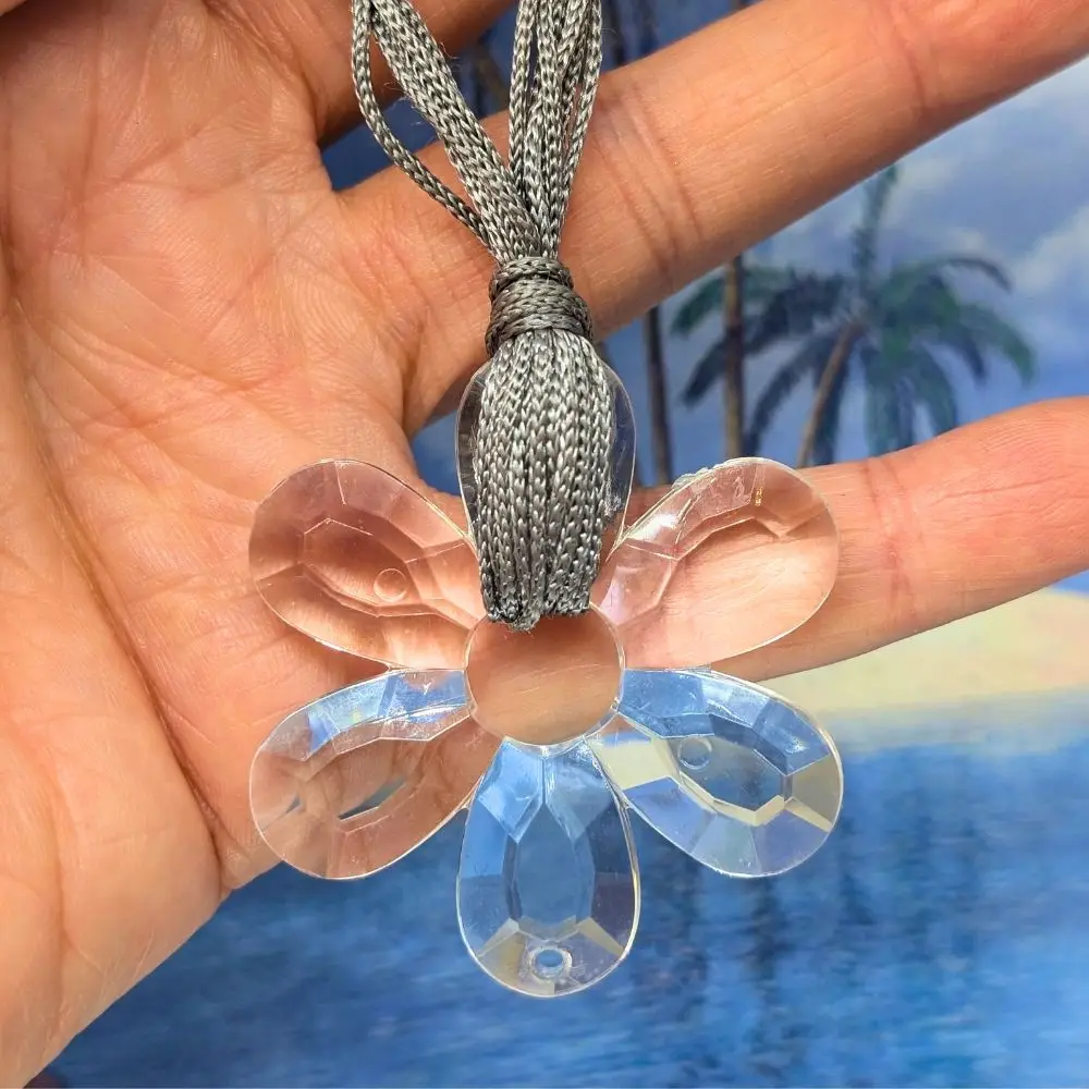 PENDENTIF GRANDE FLEUR 2 pendentif grande fleur acrylique